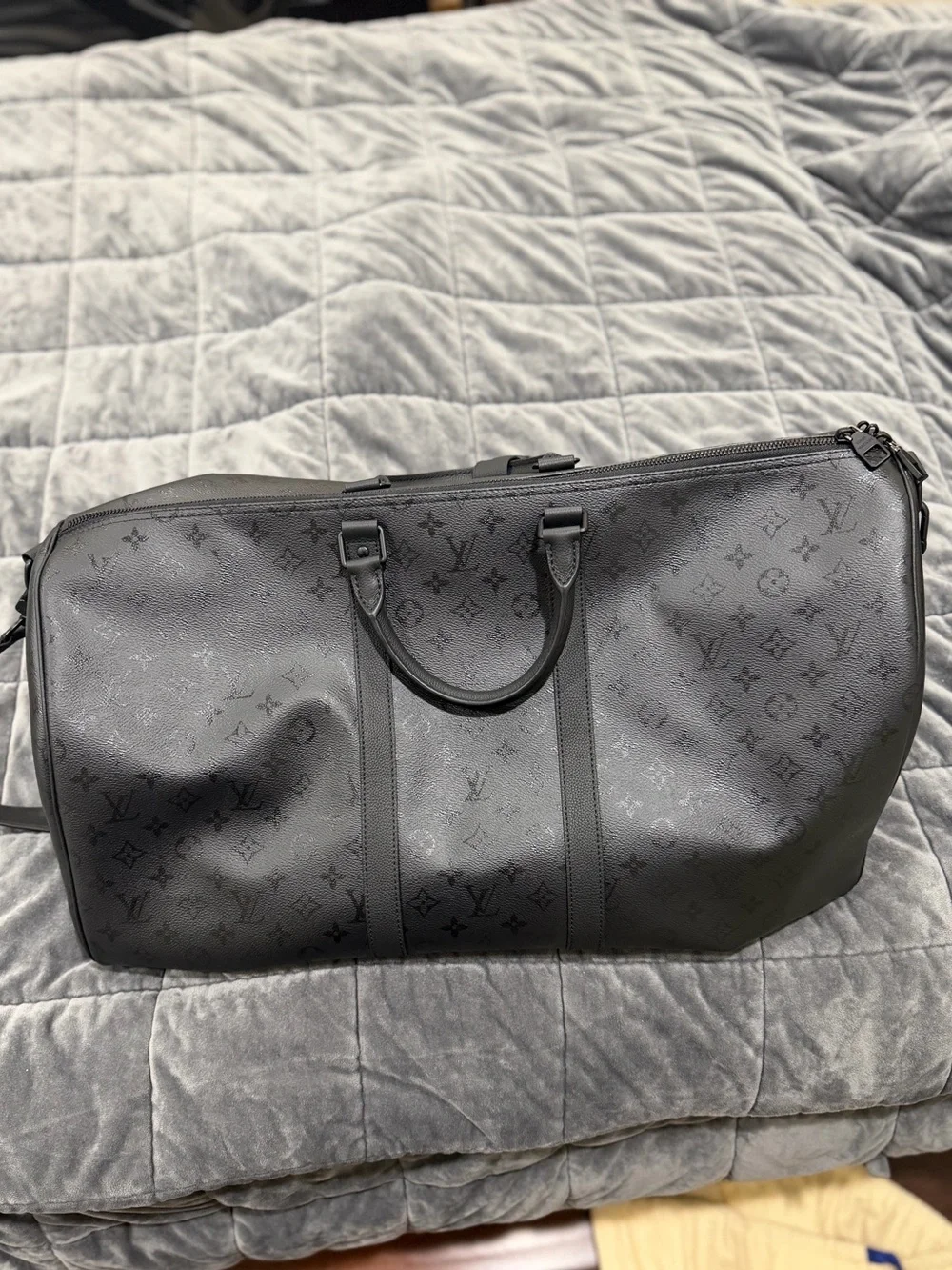 Brand New Never Used Louis Vuitton Keepall Bandoulière 55 in Monogram